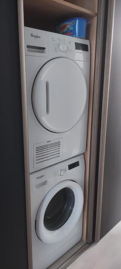 Tower Szeged Belvarosi Exkluziv Panoramas Apartman - Free Parking Luaran gambar
